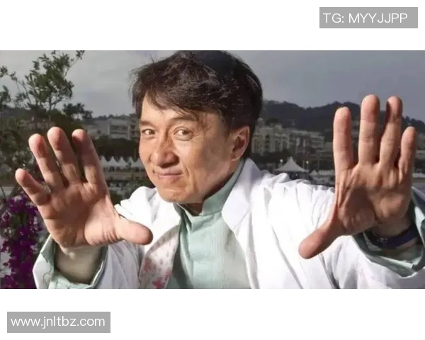 成龙携手世界足球巨星共谱激情绿茵与银幕跨界传奇