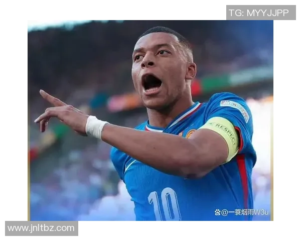 法国足球明星引领世界赛场风潮助力国家队荣耀与俱乐部新辉煌