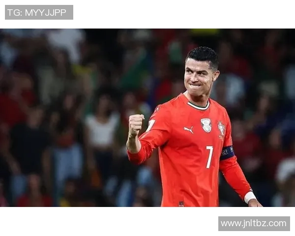 两字男足球星名字盘点 这些球员以简洁名字征服赛场